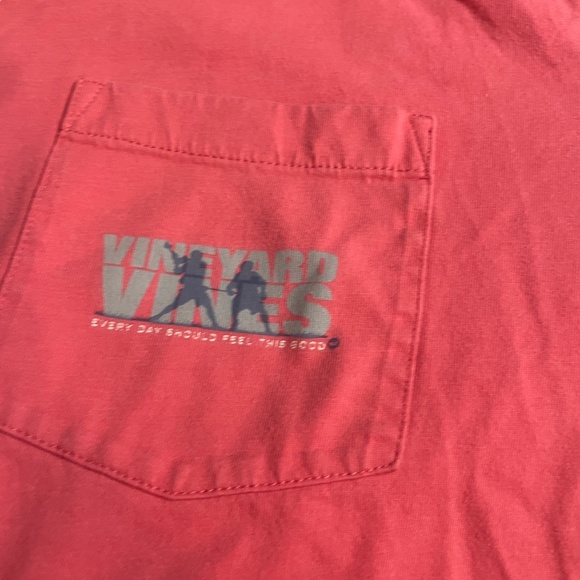 Vineyard Vines Large Salmon T Shirt Mens 100% Cotton Pockets - Picture 3 of 6